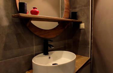 Kasoni Home , Απόλυτα κεντρικό διαμέρισμα μπροστά στη λίμνη - Foto 29