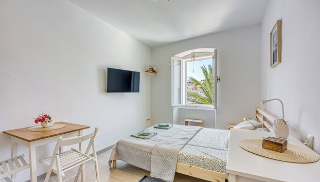 Lasta 10 Losinj Town Studio Apartment - Foto 3, Zimmer