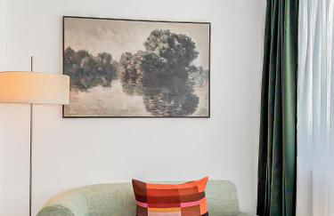 Chic City Apartment, 1BR for 2, Elegant Comfort, City Center - Foto 9