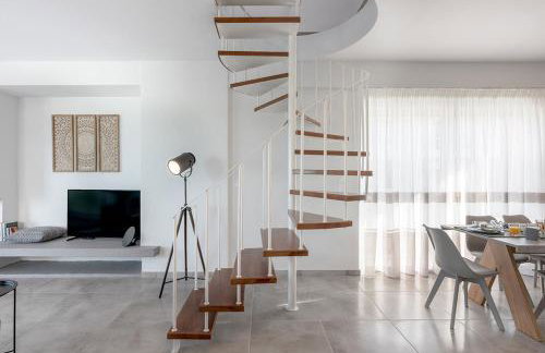 COSTA VASIA Seaside Suites and Apartments - Photo 10