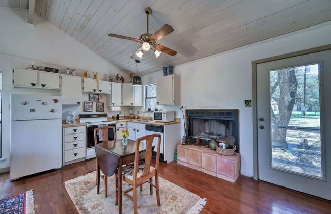 Stunninghome on The Blanco River - Foto 12