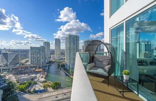 Luxury 2BD Corner Loft with Stunning Miami River View - Foto 42