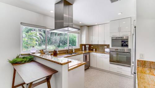 Private Oasis with Pool Walk to Melbourne Beach! - Foto 3