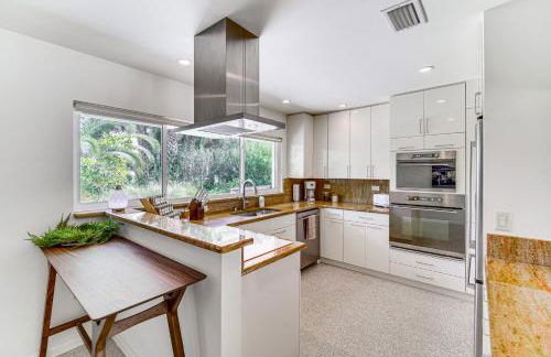 Private Oasis with Pool Walk to Melbourne Beach! - Foto 3