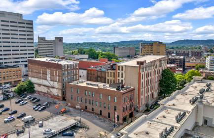 Heart of Downtown Knoxville - Foto 25