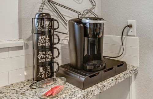 Apt Near Hermann Park and TMC - Free Parking Spot! - Foto 8