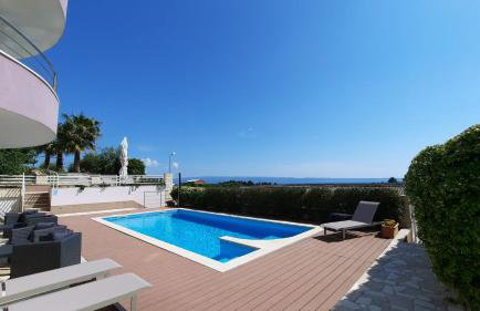 SEA VIEW- spacious apartment with shared pool - Foto 5