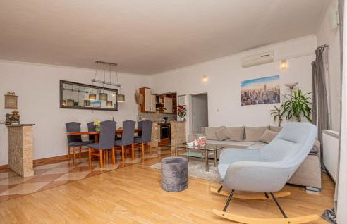 Family Jelavić Holiday House - Photo 22