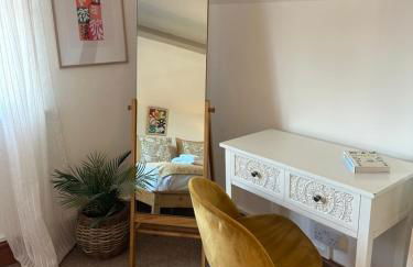 Chester City Centre Apartments - Photo 9