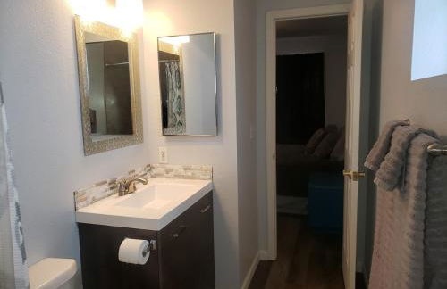 Your Henderson Private Retreat with a Full Kitchen - Foto 10