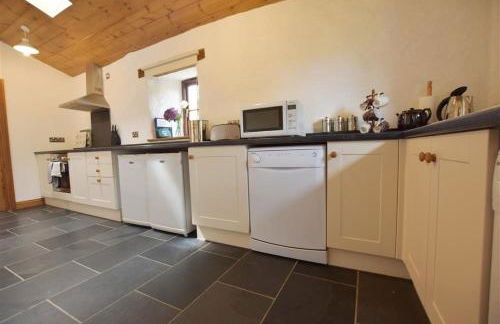 Panteurig Farmhouse - Photo 6