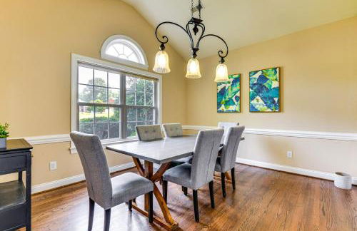 2 Mi to Lake Norman Home with Deck in Huntersville! - Foto 4