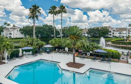 Quiet Gated Condo Near Universal with Pool and View - Foto 27