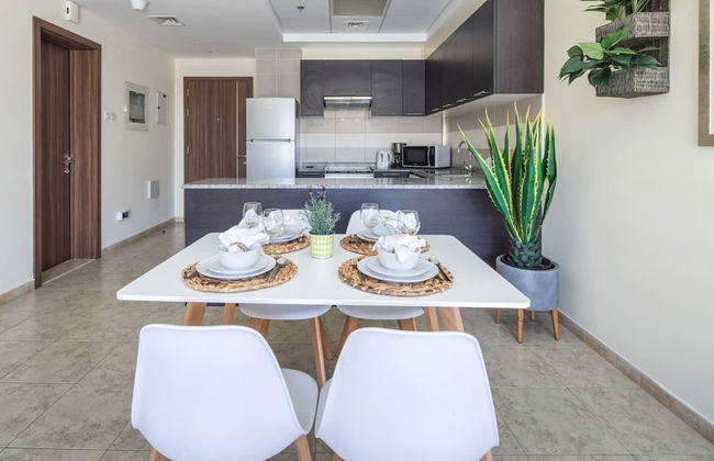 Signature Living in Modern 1BR Apartment at Jvt! - Foto 10