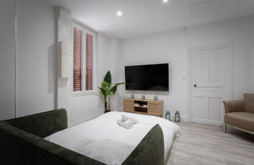 Curie 1er - Appart cosy & calme à 5 min de la gare - Foto 9