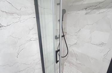 Charmant studio neuf et meublé - Foto 23