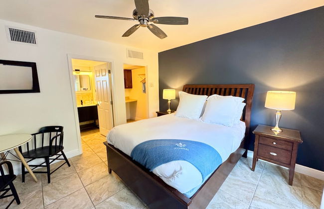 Islands Inn on the Drive - Aqua Serenity Suite - King Bed - A4 - Foto 3