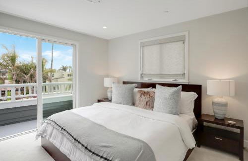 Coastal retreat near the beach w Panoramic Ocean Views, Rooftop Deck, & Firepit - Foto 22