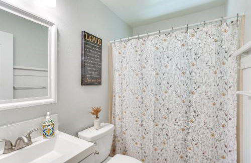 8-Acre Retreat Pool and Stunning Mt Lassen View! - Foto 21