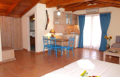 Mylos Hotel Apartments - Photo 38