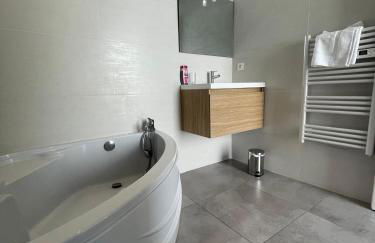 Villa design Cap dAgde piscine et plage - Foto 31