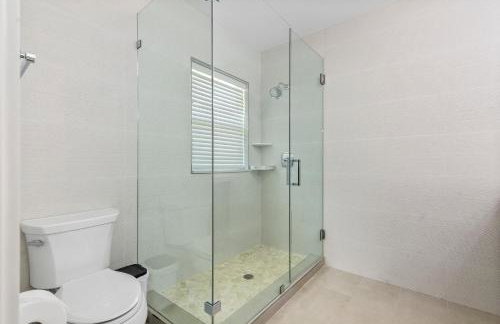 Elegant 3BR w Pool Near Downtown WPB - Foto 37