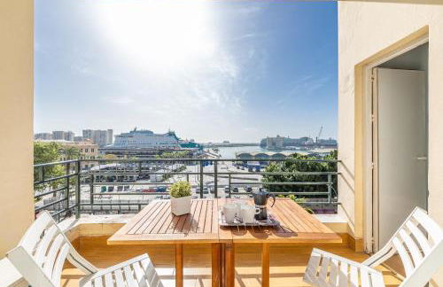 Holidays2Malaga Terraza & junto puerto deportivo - Foto 2