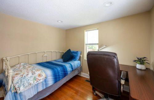 Modern 3-bedroom, big fence yard, Pets stay free - Foto 55