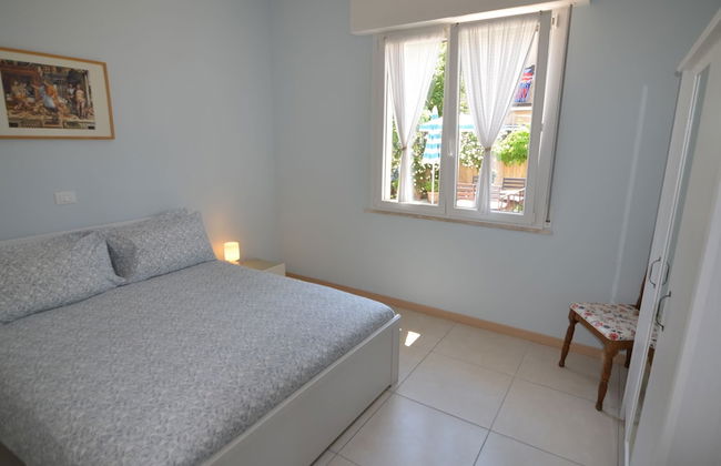 Apartment in Gatteo Mare Near Beach - Foto 2