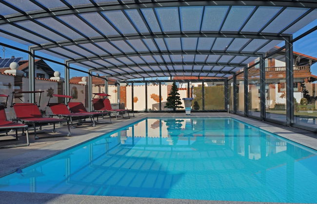 Charming Holiday Home Near the Bavarian Alps - Photo 13