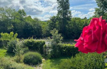 Nature Escape Charming Riverside House - Foto 5