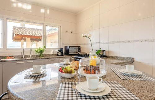 Refúgio com piscina, lareira e conforto, 1h de SP - Photo 65