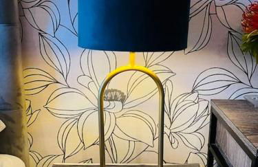 The Lake House, Woking - Photo 19