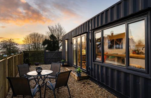 Sunrise Cabin - Photo 1