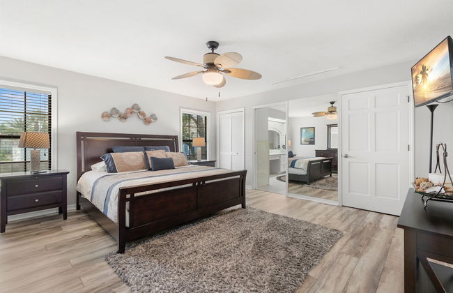 Surfside Beach House - Photo 2