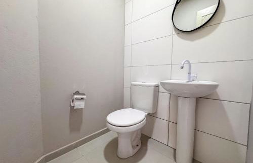 Casa Nova e Completa | 2 Suítes com Ar | Área Gourmet | 2 Vagas - Foto 21