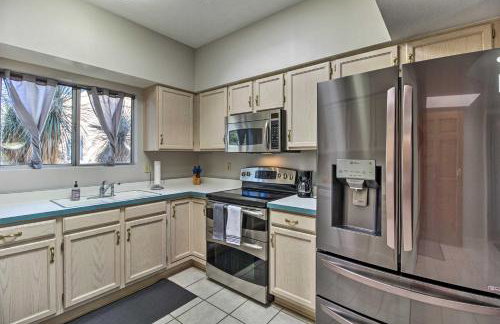 Tranquil Green Valley Townhome with Mtn Views! - Foto 11