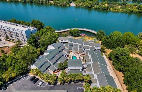 Minutes to ACL Downtown Retreat - Pool & Lake Access - Foto 13