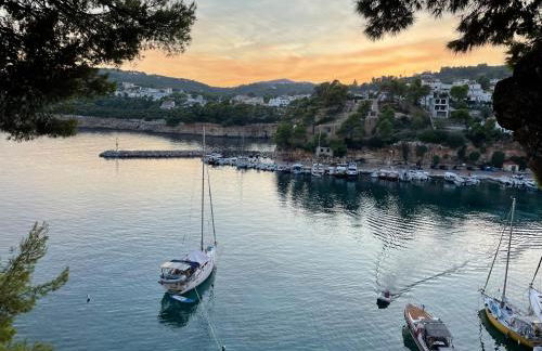 The Stone House - Photo 1