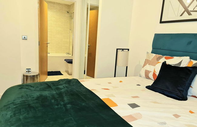 Exquisite, Cosy 2-bed Apartment in Salford - Foto 4