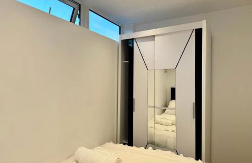 Modern 2 Bedroom Apartment in Central Croydon with Free Parking - Foto 19