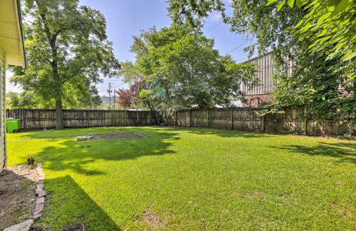 Quaint Leeds Studio with Yard about 18 Mi to Birmingham! - Foto 15