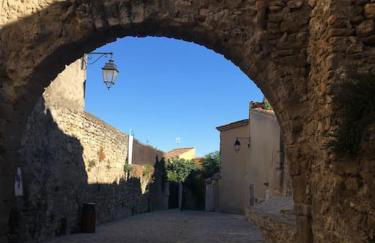 appartement. 2 à 4 pers. lit Queen-size. Au calme. - Foto 16