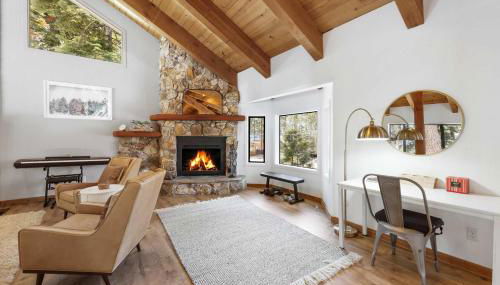 Bright & Modern Cabin Luxury Home in Carnelian Bay! - Foto 5