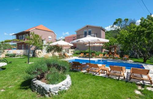 Villa Popovića dvori - Foto 32