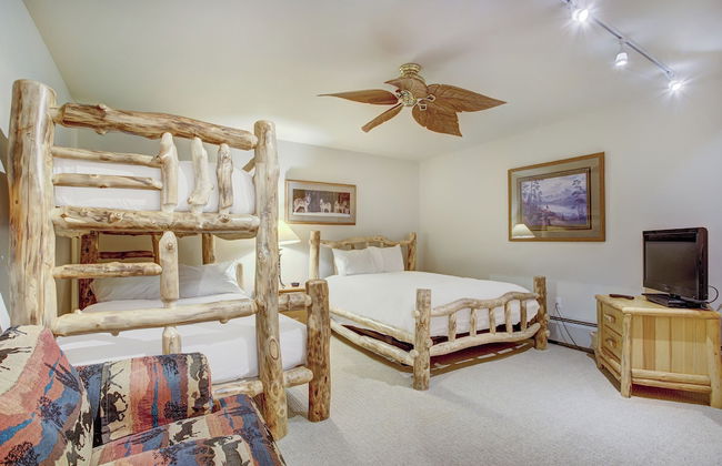 Elkhorn Lodge - Foto 32