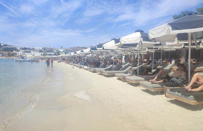 Ornos Beachside 2 Bd Stylish House - Photo 37