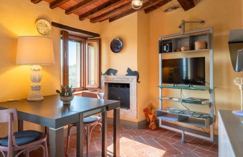 Small Rustic Apartment - Photo 1