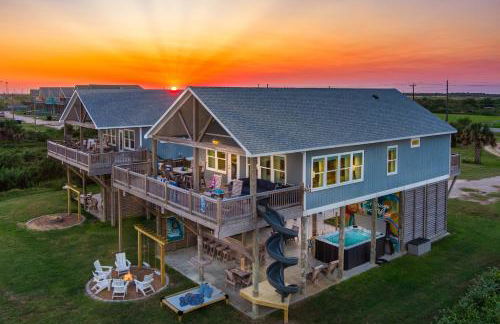Beachfront 4BR - Tiki Bar, Yard Games, Pet-Friendly - Foto 47