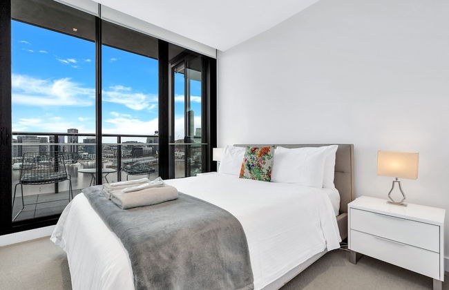 Melbourne Lifestyle Apartments - Best Views on Collins - Photo 29